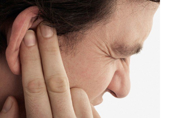 Tìm hiểu nếu tai phát ra âm thanh có phải ù tai không?